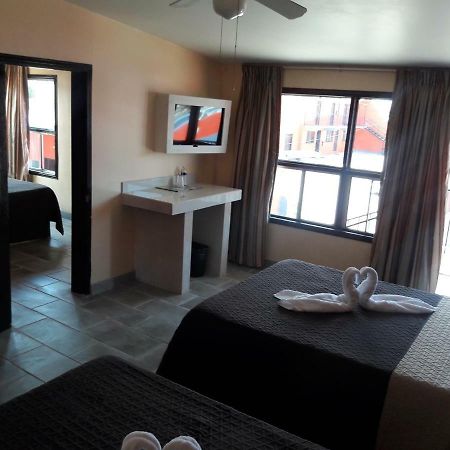 Motel Agora Ensenada Esterno foto