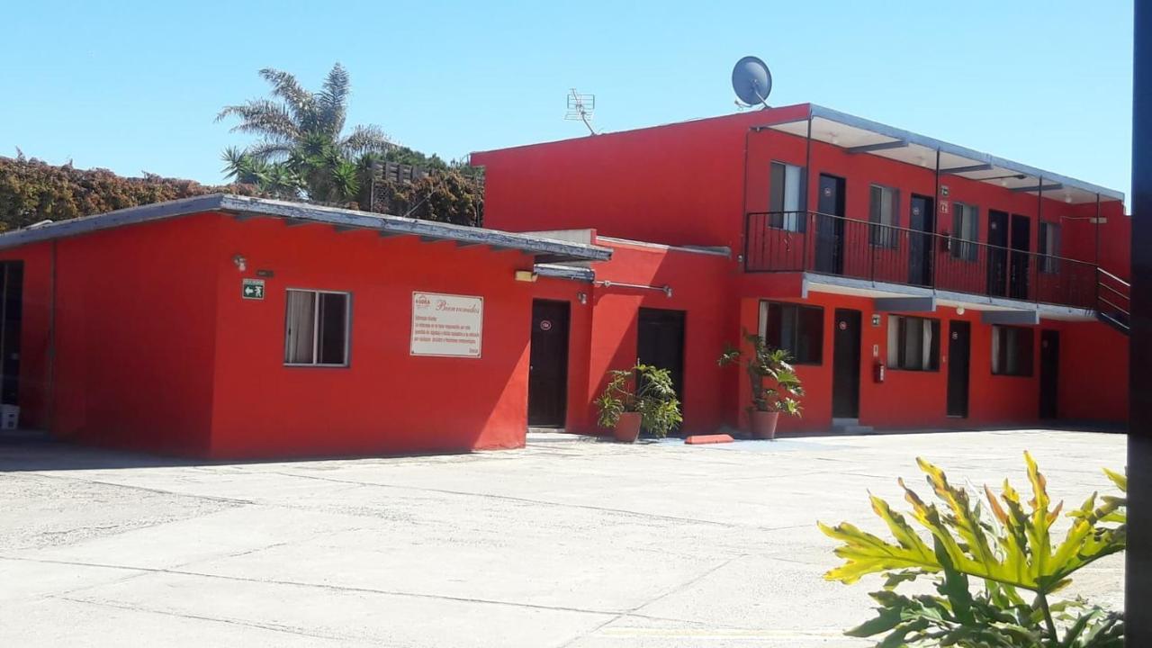 Motel Agora Ensenada Esterno foto