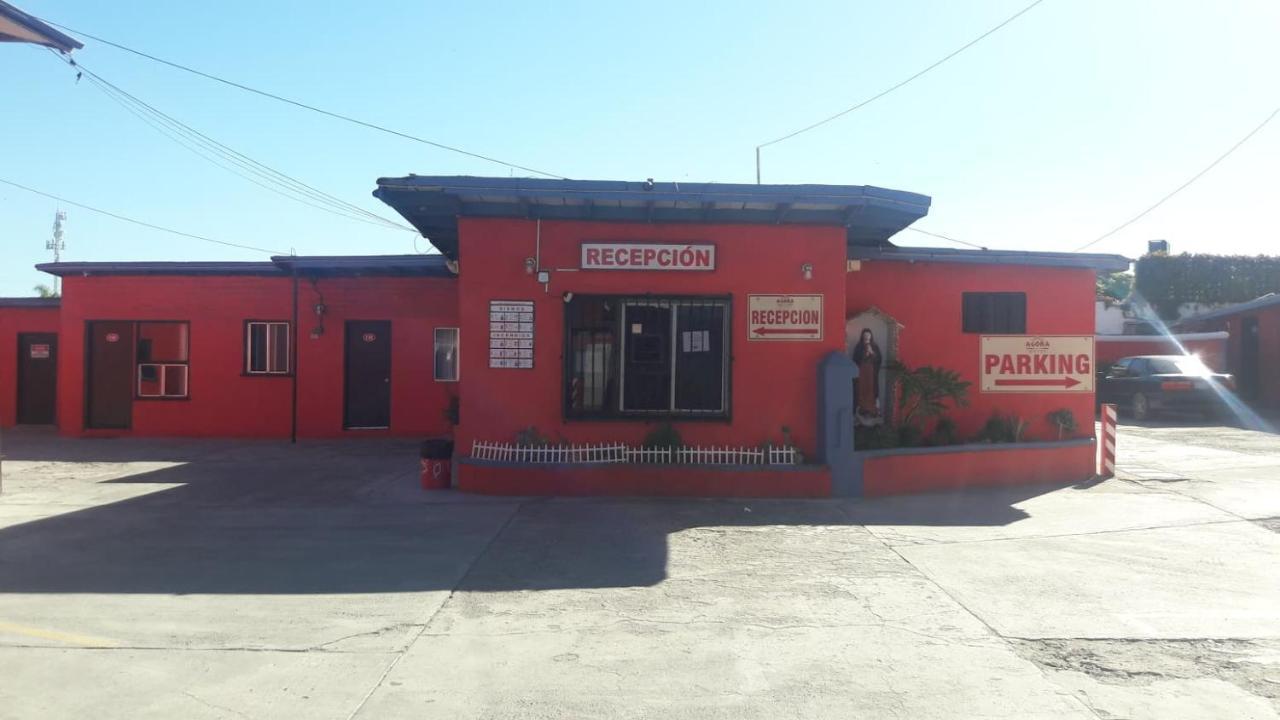Motel Agora Ensenada Esterno foto